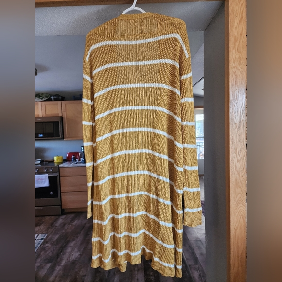 Doe & Rae Striped Duster Cardigan - Picture 2 of 3
